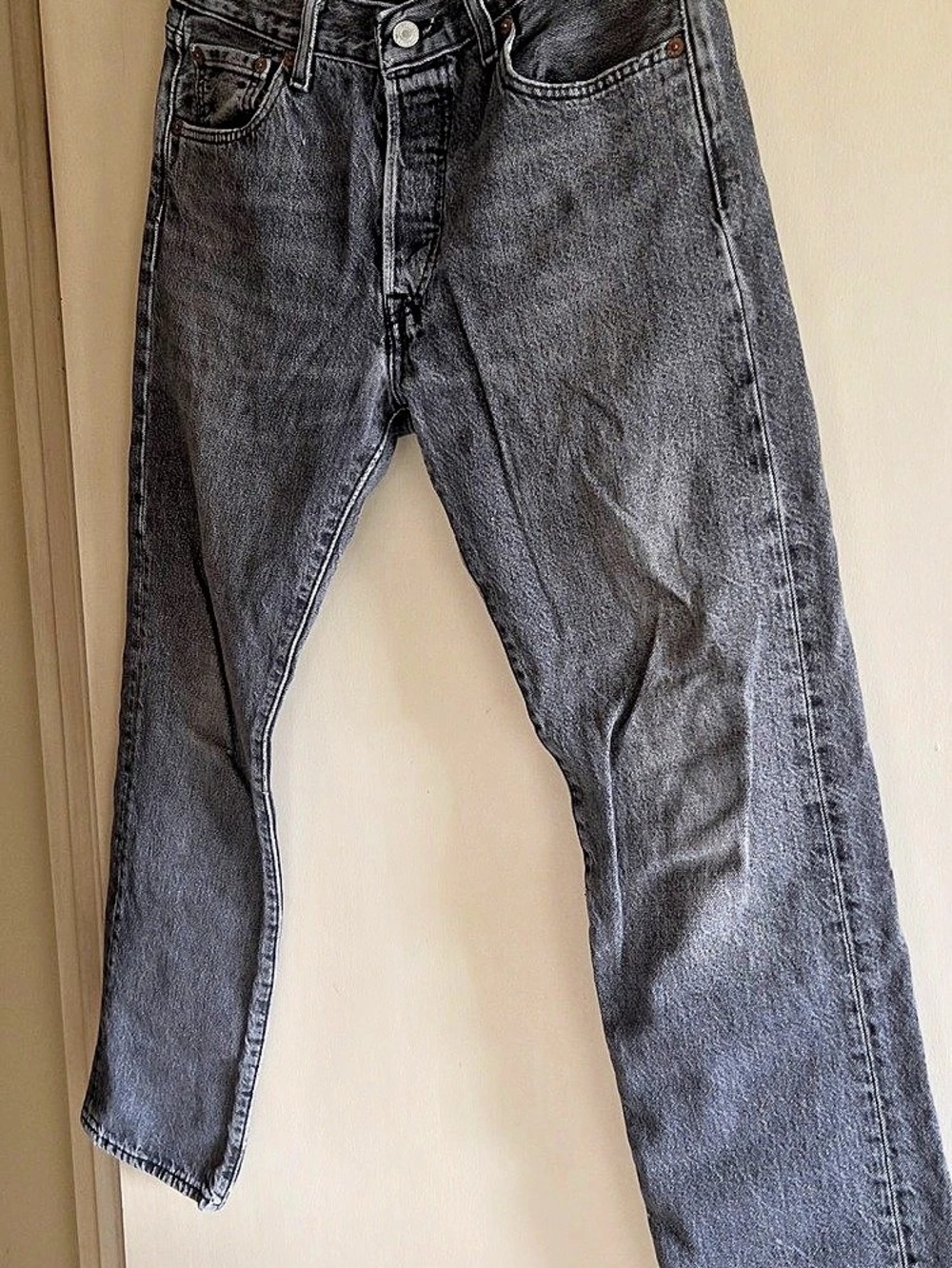 Levi's 501 Original Fit Jeans Gray Straight Leg Jeans Like New